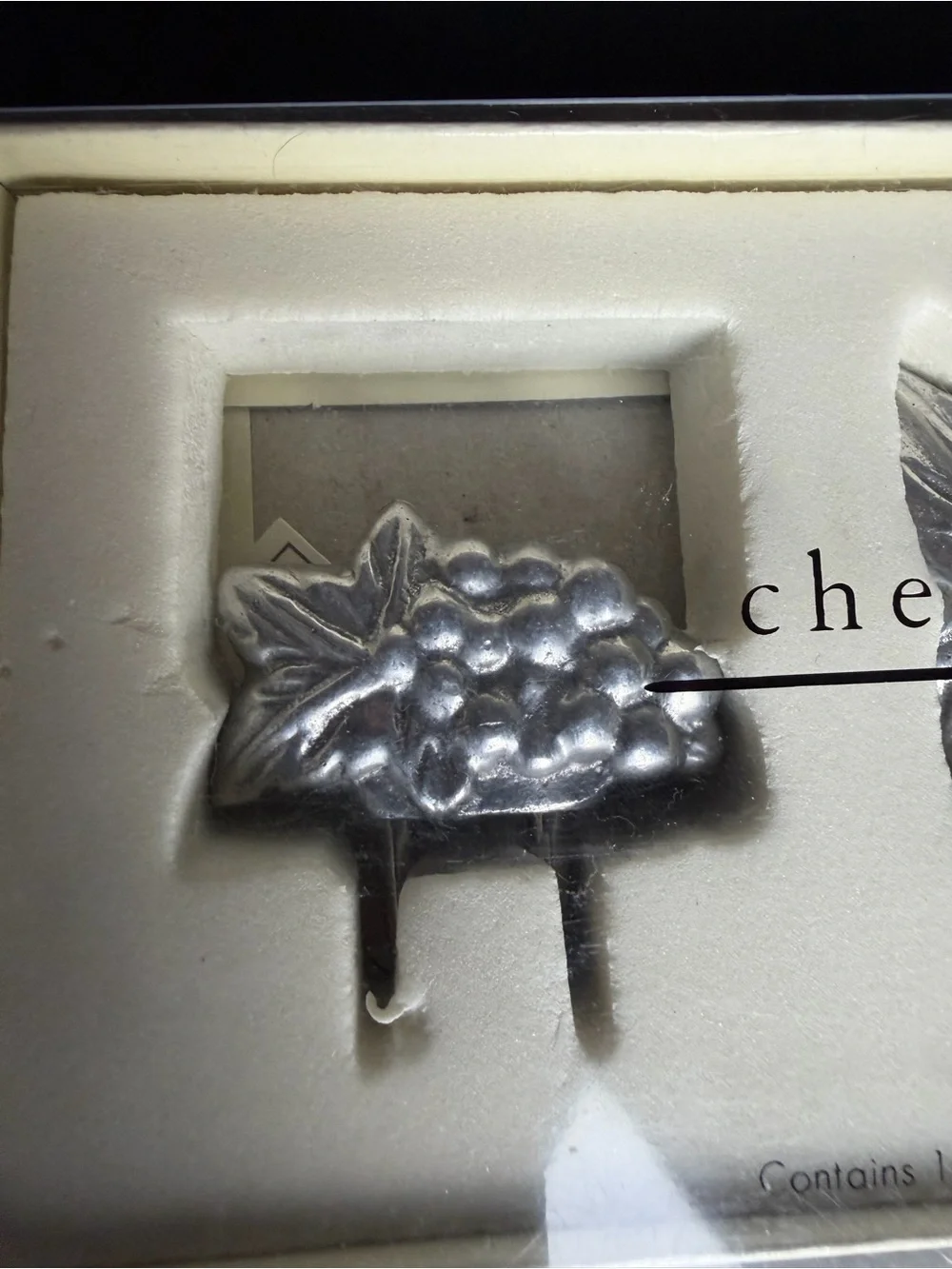 Pier 1 Imports Cheese Service Set (Pin, Markers & Cards) Grape Vines Classic
